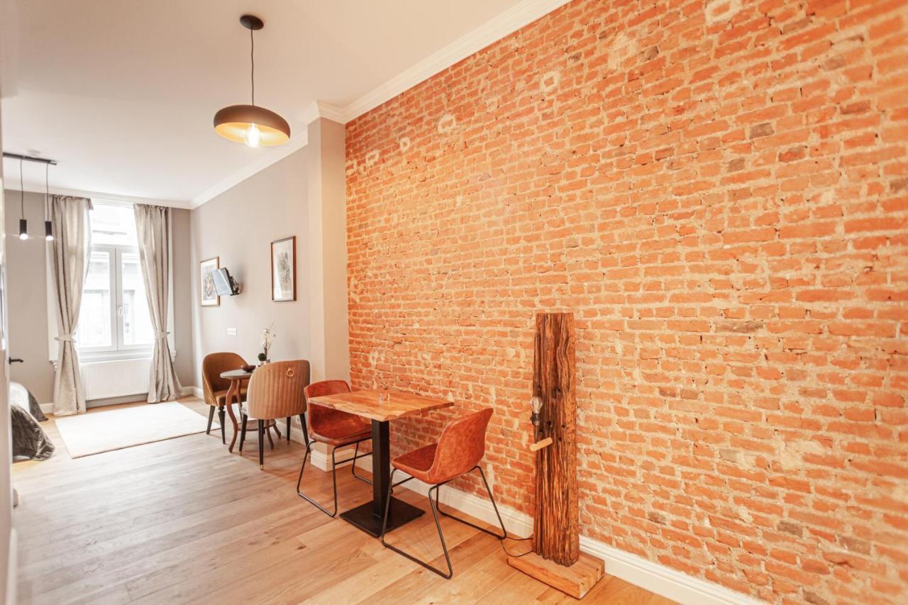 Luxury Suites Palace By Rikas Hotels Antwerpen Exteriör bild