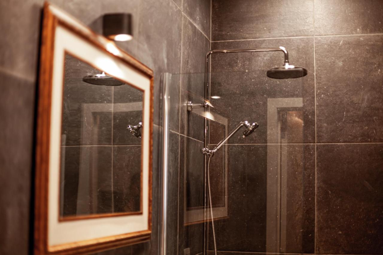 Luxury Suites Palace By Rikas Hotels Antwerpen Exteriör bild