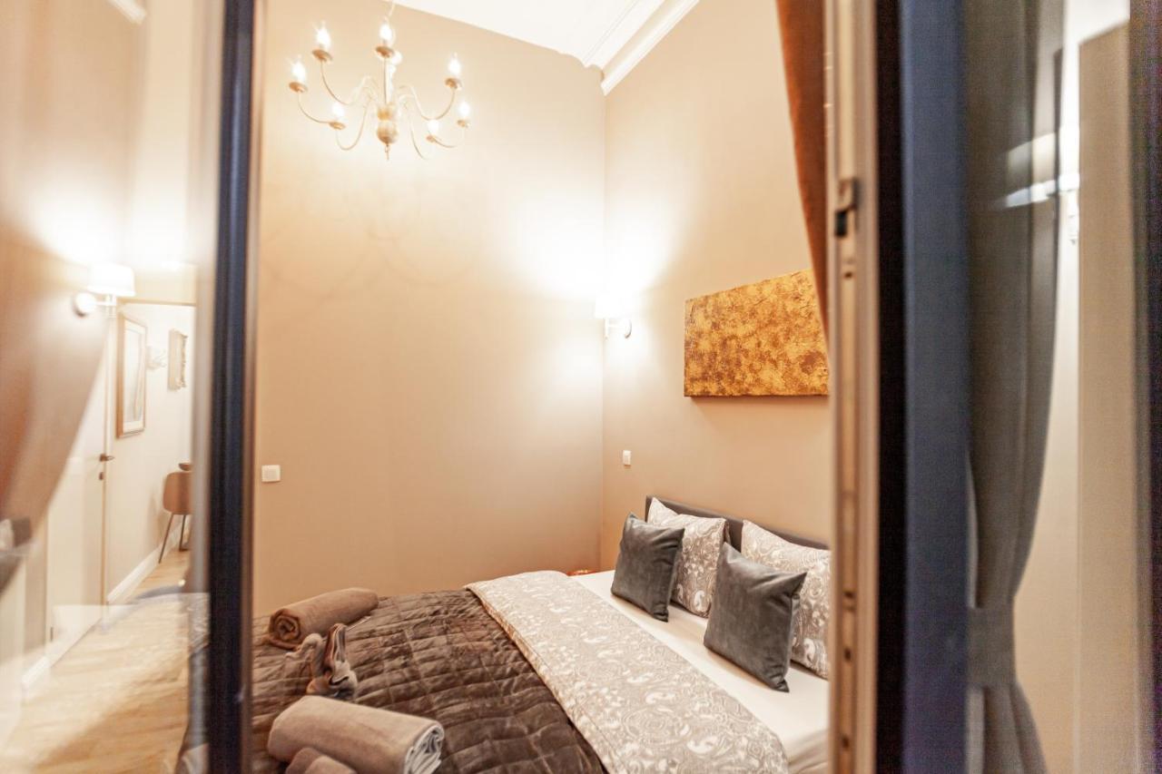 Luxury Suites Palace By Rikas Hotels Antwerpen Exteriör bild