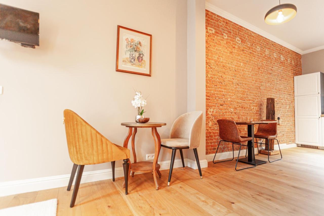 Luxury Suites Palace By Rikas Hotels Antwerpen Exteriör bild