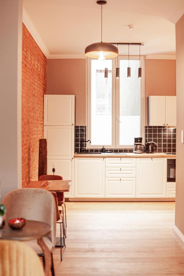 Luxury Suites Palace By Rikas Hotels Antwerpen Exteriör bild